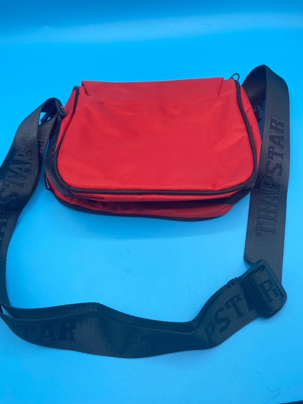 Trapstar durable red